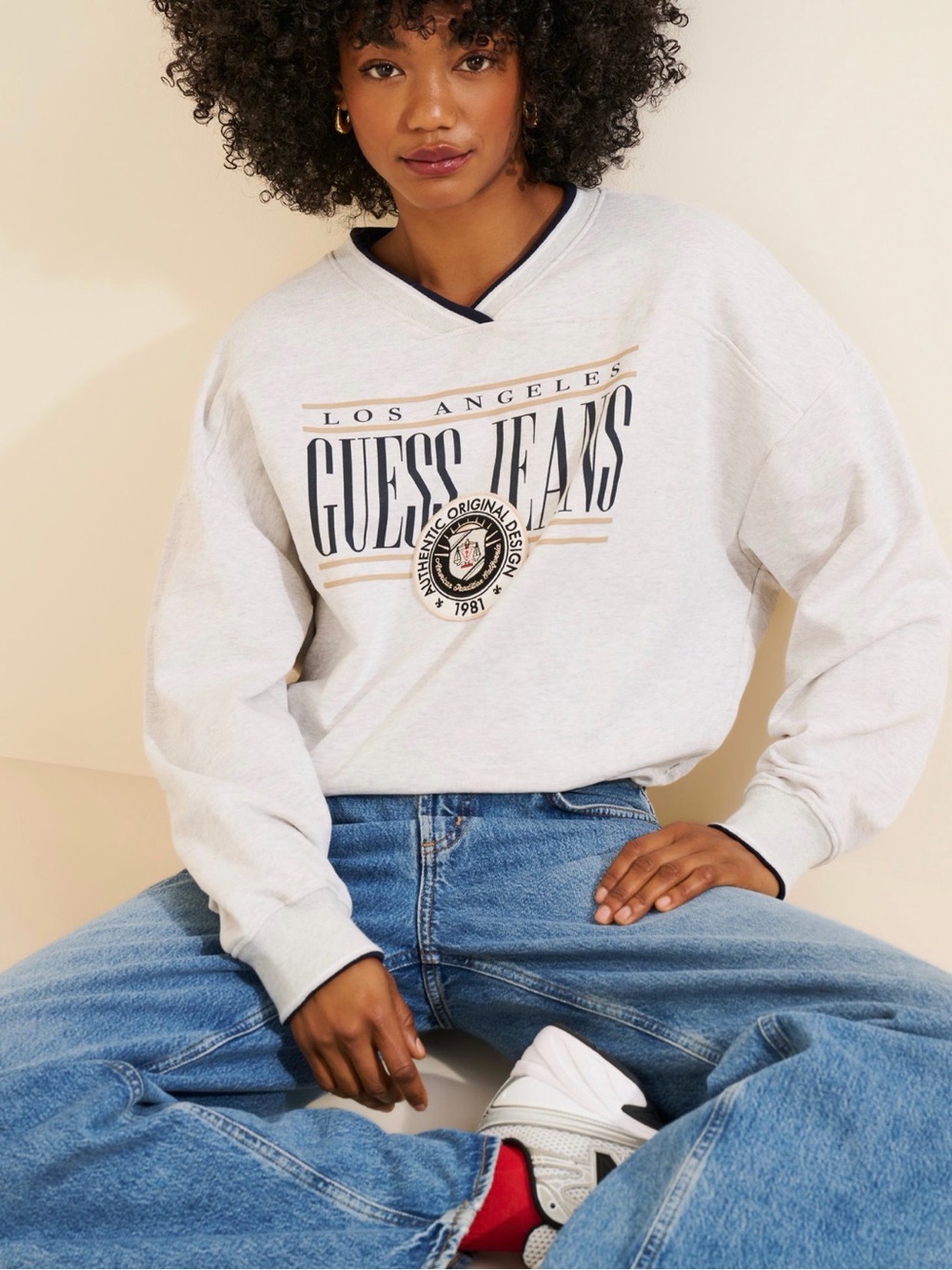Vintage Guess Light Gray Crewneck Sweatshirt with Navy and Gold Logo